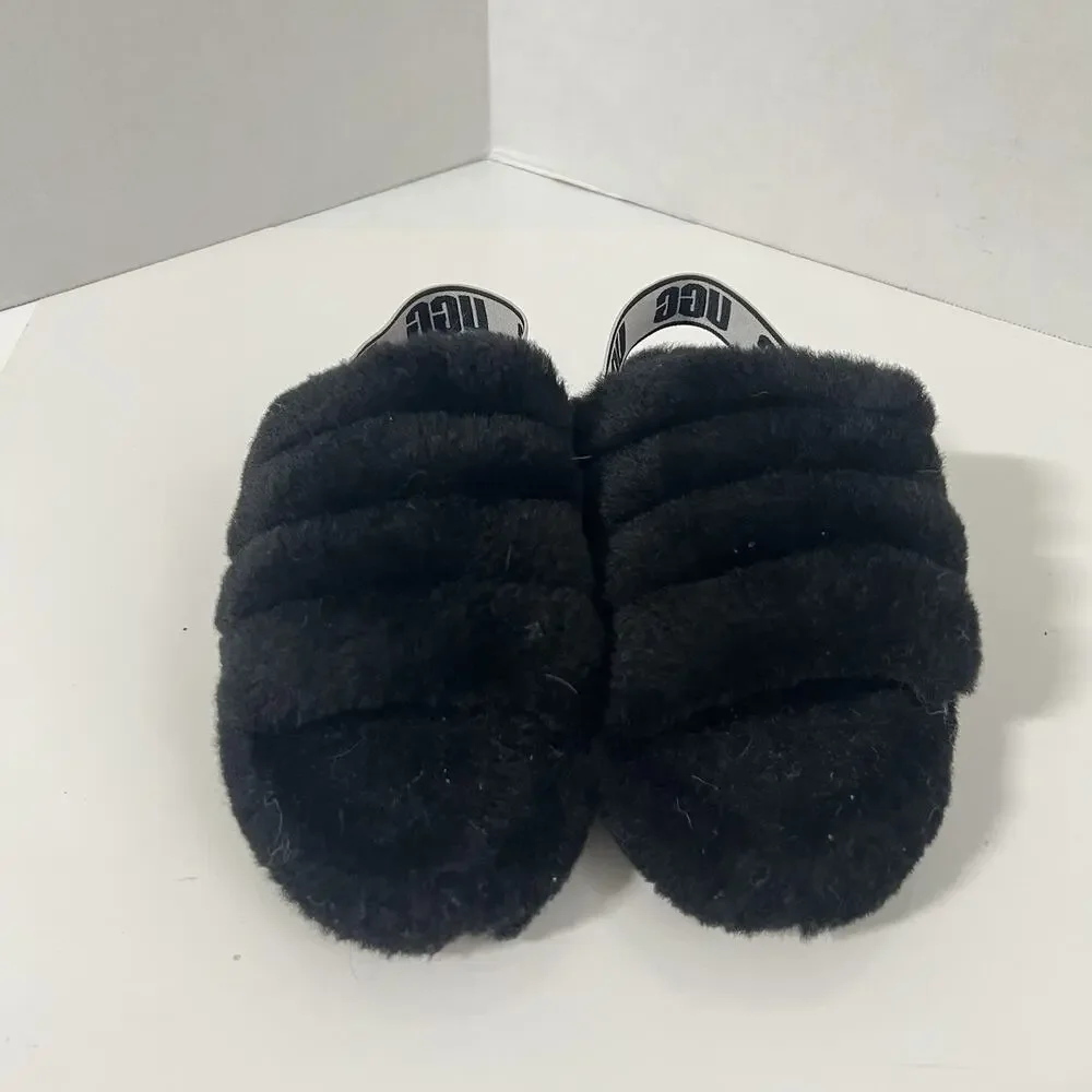 UGG Big Kids Fluff Yeah Slide Sandals Size 1 - 1098494K Black